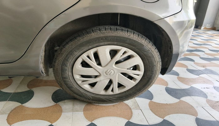 2014 Maruti Swift VDI, Diesel, Manual, 67,827 km, tyre