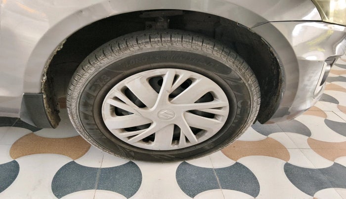 2014 Maruti Swift VDI, Diesel, Manual, 67,827 km, tyre