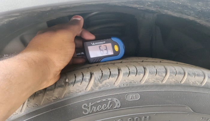 2025 Nissan MAGNITE N-Connecta B4D 1.0 Petrol MT, Petrol, Manual, 18,706 km, tyre