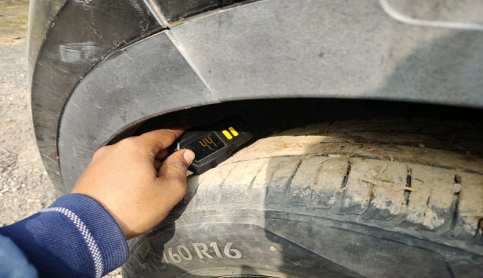 2022 Hyundai VENUE SX 1.0 (O) TURBO IMT, Petrol, Manual, 35,437 km, tyre