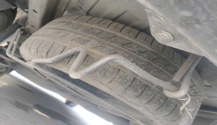 2014 Honda Mobilio 1.5L I-DTEC S, Diesel, Manual, 1,76,060 km, tyre