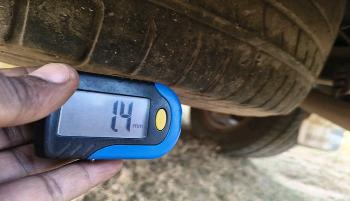 2013 Mahindra Scorpio VLX 2WD BS-III, Diesel, Manual, 1,19,635 km, tyre