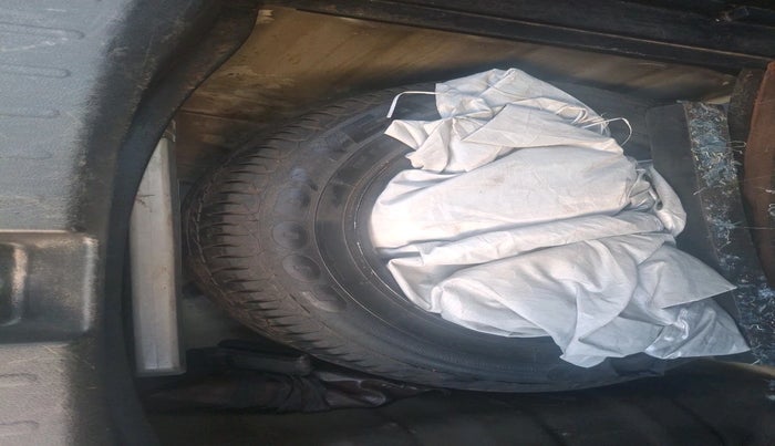 2012 Honda Jazz 1.2L I-VTEC S, Petrol, Manual, 97,330 km, tyre