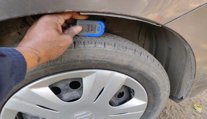 2013 Maruti Wagon R 1.0 VXI, Petrol, Manual, 38,595 km, tyre