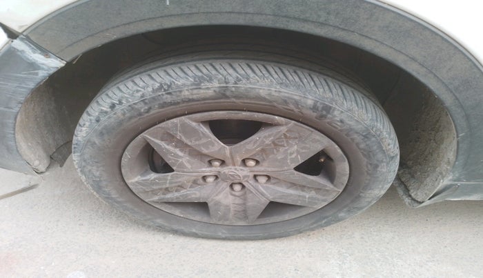 2017 Hyundai Creta E PLUS 1.4 DIESEL, Diesel, Manual, 59,501 km, tyre