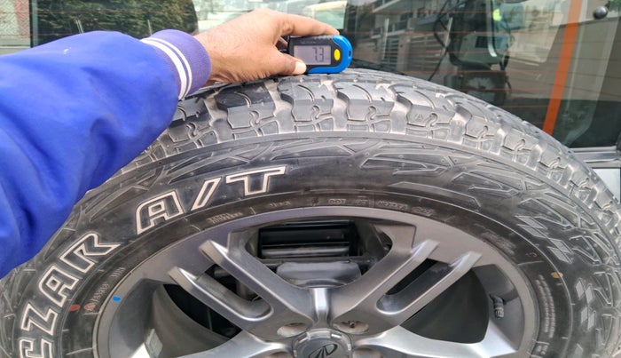 2021 Mahindra Thar LX PETROL HT 4WD AT, Petrol, Automatic, 28,528 km, tyre