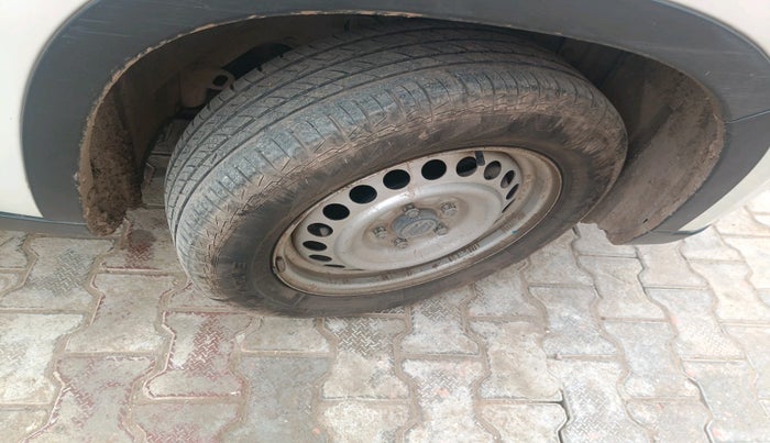 2018 Maruti Vitara Brezza LDI, Diesel, Manual, 1,08,148 km, tyre