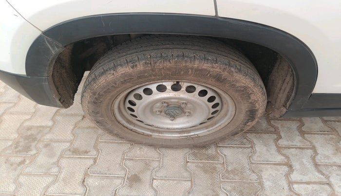 2018 Maruti Vitara Brezza LDI, Diesel, Manual, 1,08,148 km, tyre