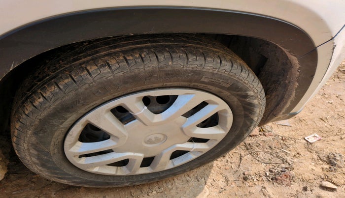 2018 Maruti Vitara Brezza VDI (O), Diesel, Manual, 1,17,573 km, tyre