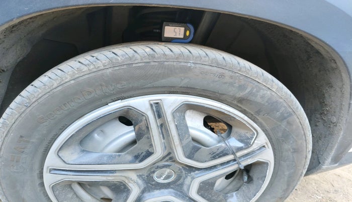 2024 Nissan MAGNITE XE, Petrol, Manual, 13,210 km, tyre