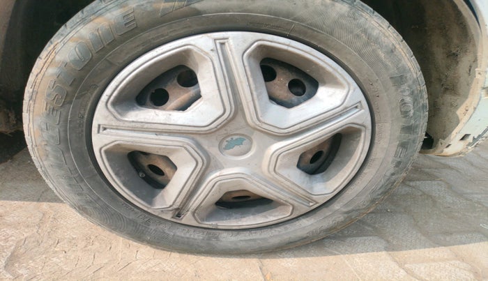 2020 Tata NEXON XM DIESEL, Diesel, Manual, 2,41,135 km, tyre