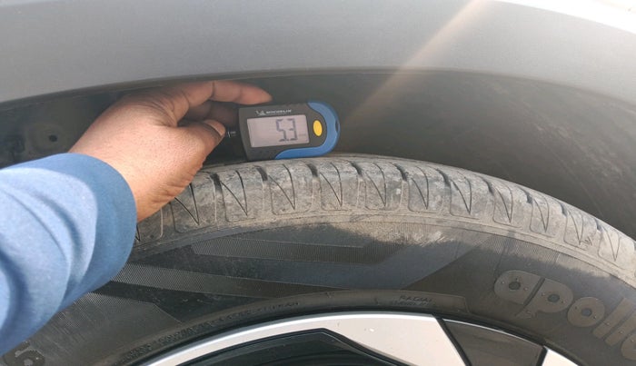 2024 KIA SONET HTX 1.5 DIESEL MT, Diesel, Manual, 14,208 km, tyre