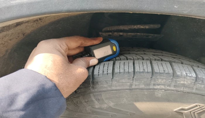 2022 Tata Safari XE, Diesel, Manual, 61,296 km, tyre