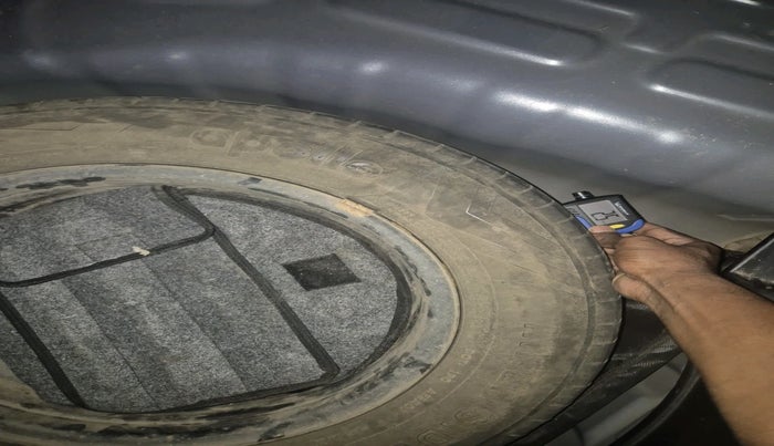 2022 Hyundai VENUE S 1.2, Petrol, Manual, 53,366 km, tyre