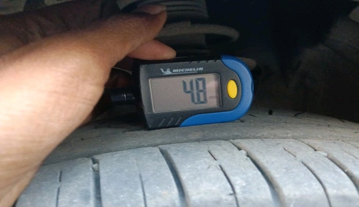 2017 Maruti Baleno ZETA PETROL 1.2, Petrol, Manual, 1,35,416 km, tyre