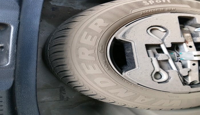 2016 Maruti S Cross ZETA 1.3, Diesel, Manual, 81,563 km, tyre