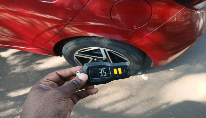 2023 Hyundai GRAND I10 NIOS ASTA AMT 1.2 KAPPA VTVT, Petrol, Automatic, 31,137 km, tyre