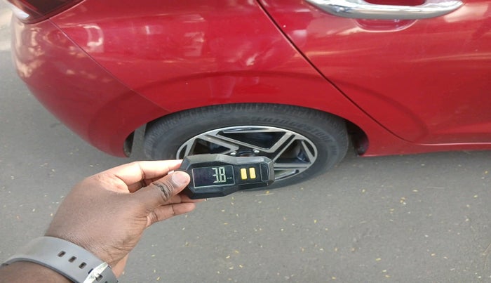 2023 Hyundai GRAND I10 NIOS ASTA AMT 1.2 KAPPA VTVT, Petrol, Automatic, 31,137 km, tyre