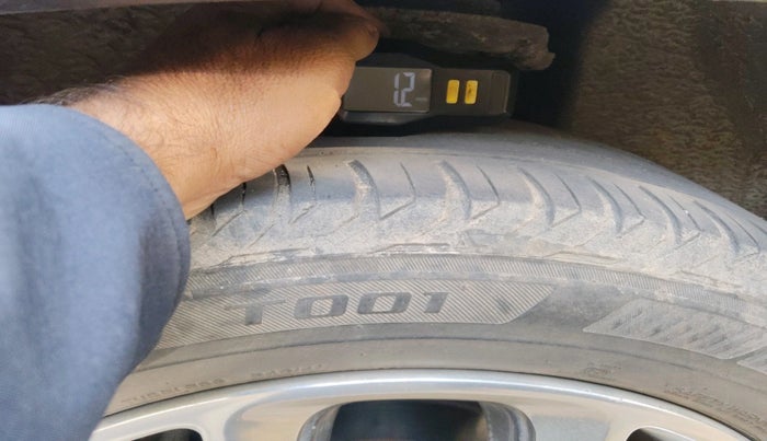 2019 Jeep Compass LIMITED PLUS PETROL AT, Petrol, Automatic, 60,969 km, tyre