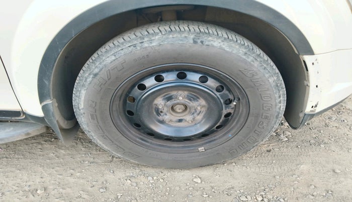 2019 Mahindra XUV500 W7, Diesel, Manual, 62,239 km, tyre