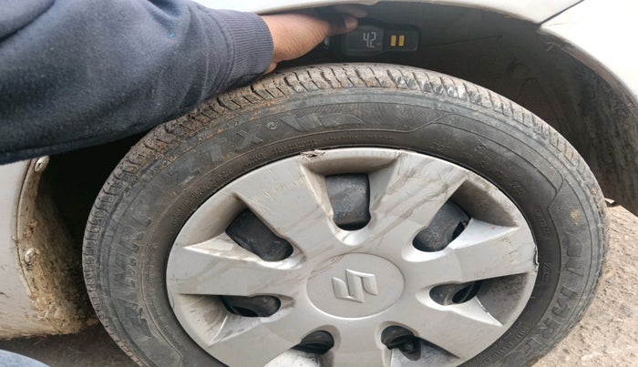 2011 Maruti Zen Estilo VXI, Petrol, Manual, 87,845 km, tyre