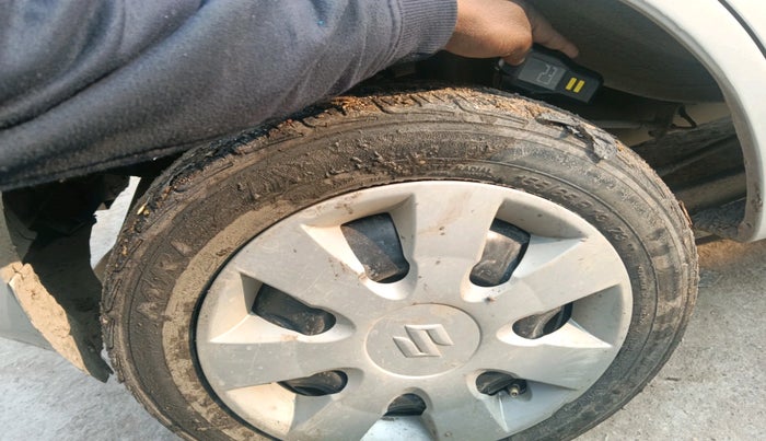 2011 Maruti Zen Estilo VXI, Petrol, Manual, 87,845 km, tyre