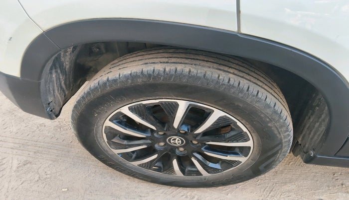 2021 Toyota URBAN CRUISER PREMIUM GRADE MT, Petrol, Manual, 42,516 km, tyre