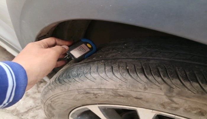 2024 Maruti XL6 ZETA CNG, Petrol, Manual, 29,315 km, tyre