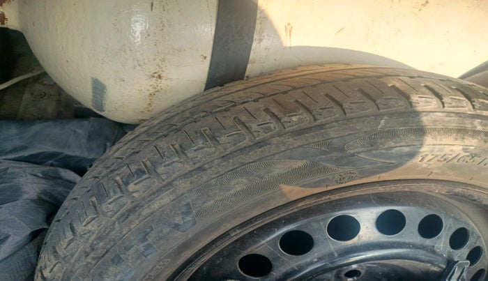 2015 Honda City 1.5L I-VTEC VX CVT, Petrol, Automatic, 1,45,255 km, tyre