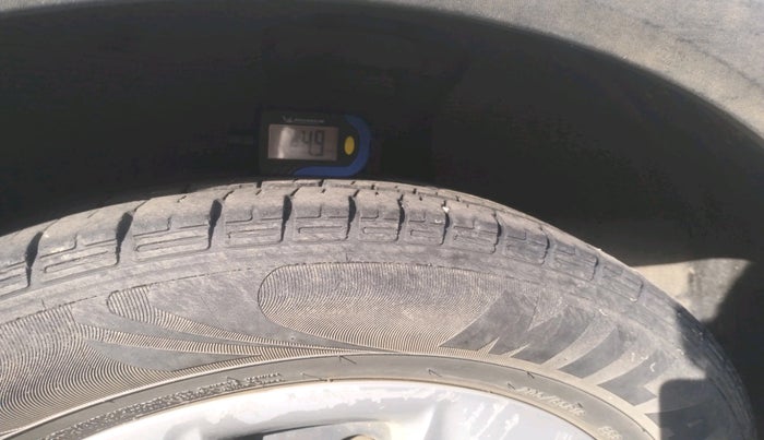 2016 Hyundai Creta S 1.4 DIESEL, Diesel, Manual, 1,52,573 km, tyre