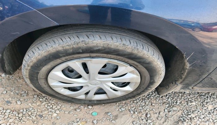 2023 Maruti Swift VXI, Petrol, Manual, 30,046 km, tyre