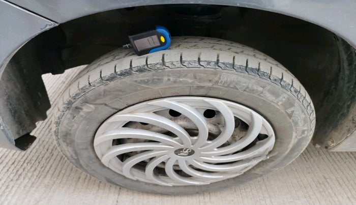 2017 Maruti Wagon R 1.0 LXI CNG, Petrol, Manual, 93,973 km, tyre