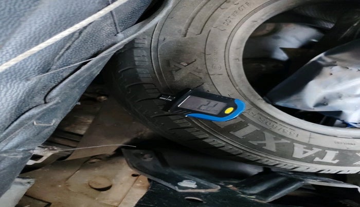 2017 Maruti Wagon R 1.0 LXI CNG, Petrol, Manual, 93,973 km, tyre