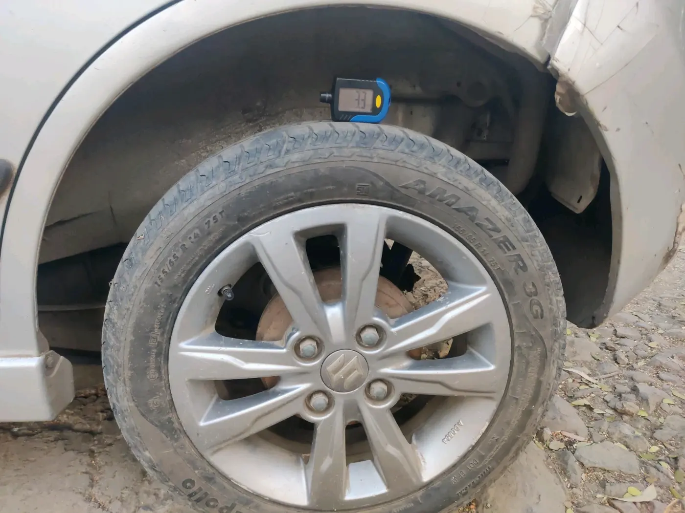 2013 Maruti Wagon R Stingray VXI, Petrol, Manual, 84,756 km, tyre