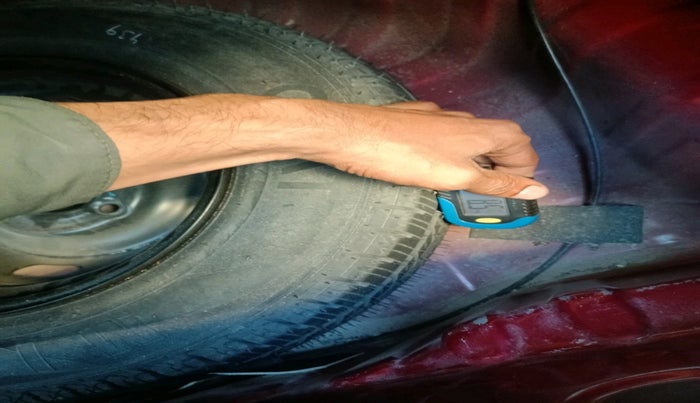 2016 Renault Kwid RXT 0.8, Petrol, Manual, 31,605 km, tyre