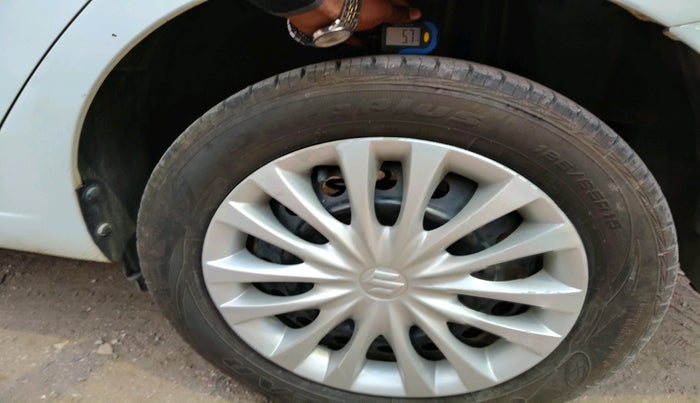 2015 Maruti Ciaz VDI SHVS, Diesel, Manual, 62,960 km, tyre