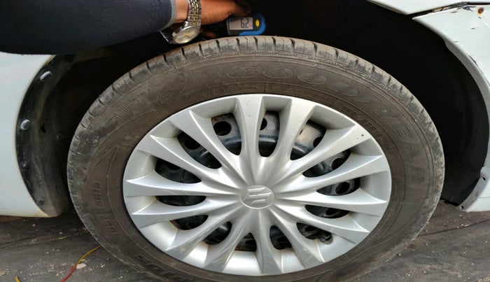 2015 Maruti Ciaz VDI SHVS, Diesel, Manual, 62,960 km, tyre