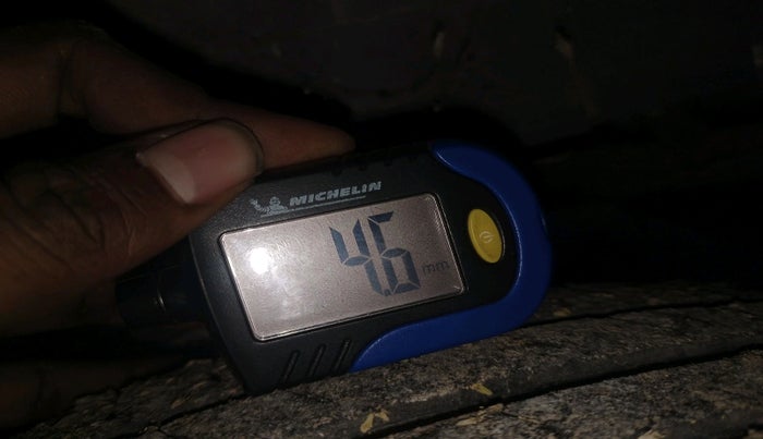 2010 Maruti Alto LXI, Petrol, Manual, 84,495 km, tyre