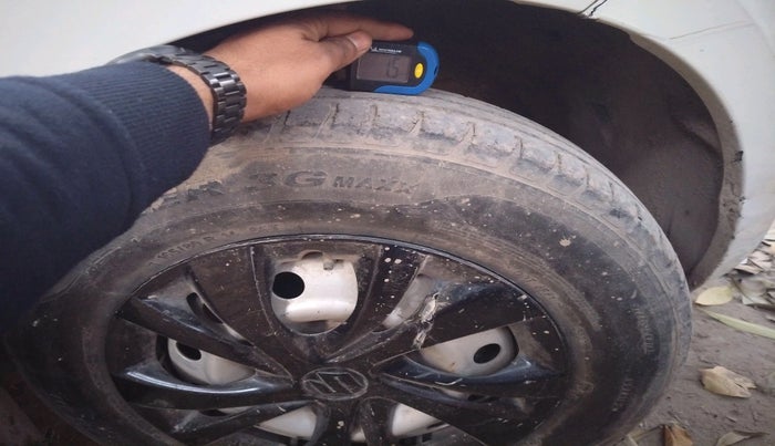 2022 Maruti Swift LXI, Petrol, Manual, 39,228 km, tyre