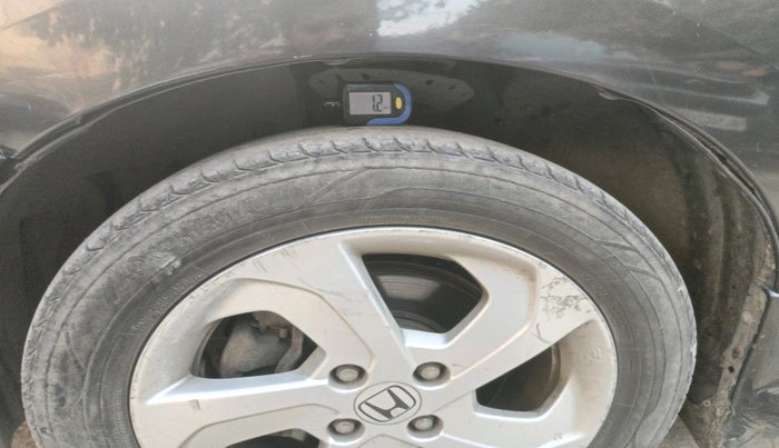 2015 Honda City 1.5L I-VTEC V MT, Petrol, Manual, 1,31,571 km, tyre