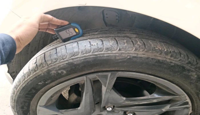 2023 Hyundai NEW I20 Sportz 1.2 IVT, Petrol, Automatic, 15,361 km, tyre