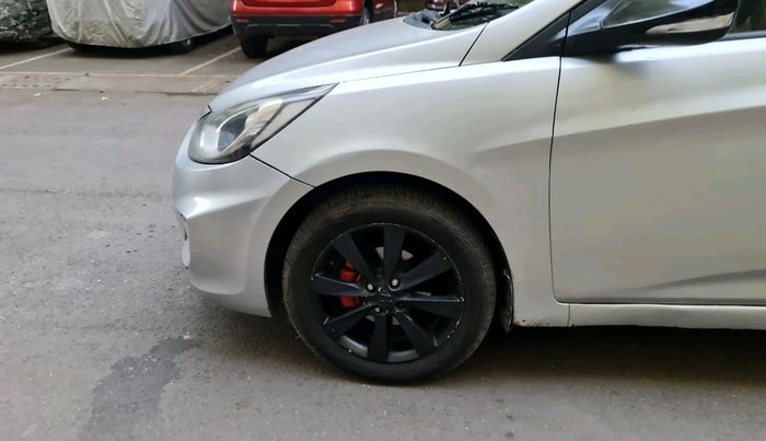 2011 Hyundai Verna FLUIDIC 1.6 CRDI SX, Diesel, Manual, 93,826 km, tyre