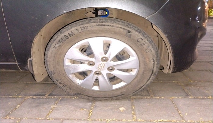 2012 Hyundai i10 SPORTZ 1.2, Petrol, Manual, 1,33,101 km, tyre