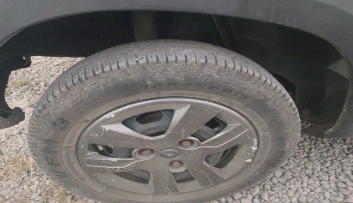 2018 Renault Kwid RXT 1.0 (O), Petrol, Manual, 73,321 km, tyre