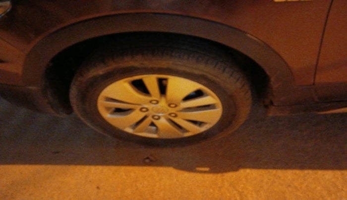 2015 Maruti S Cross ZETA 1.3, Diesel, Manual, 1,31,715 km, tyre