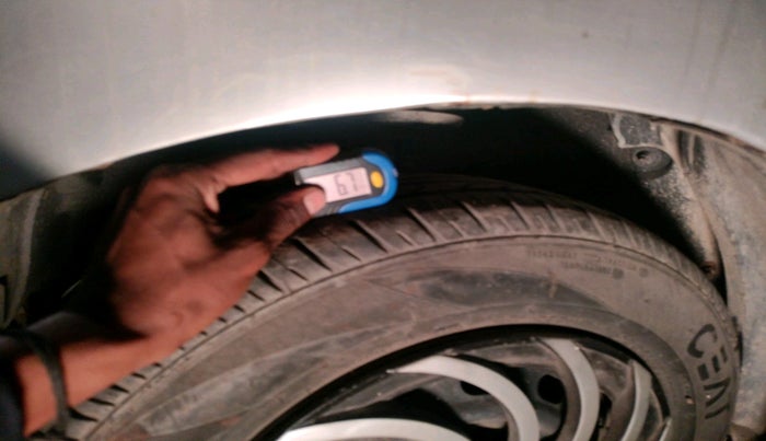 2018 Mahindra Kuv100 K2 TRIP CNG, Petrol, Manual, 63,415 km, tyre