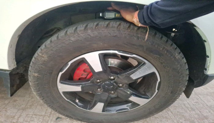 2021 Mahindra Scorpio S5, Diesel, Manual, 1,43,762 km, tyre