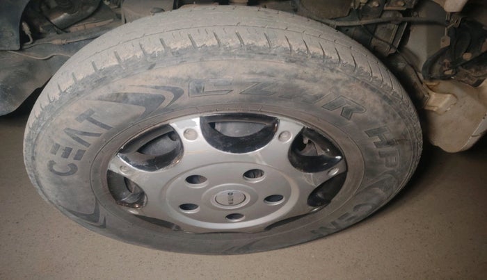 2021 Mahindra Bolero B6 (O), Diesel, Manual, 48,353 km, tyre