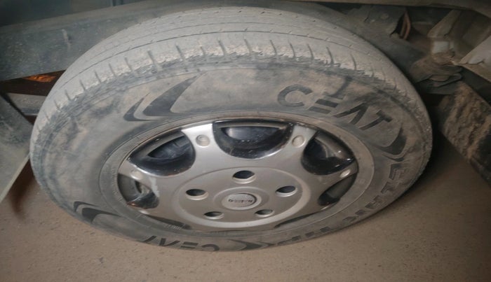 2021 Mahindra Bolero B6 (O), Diesel, Manual, 48,353 km, tyre