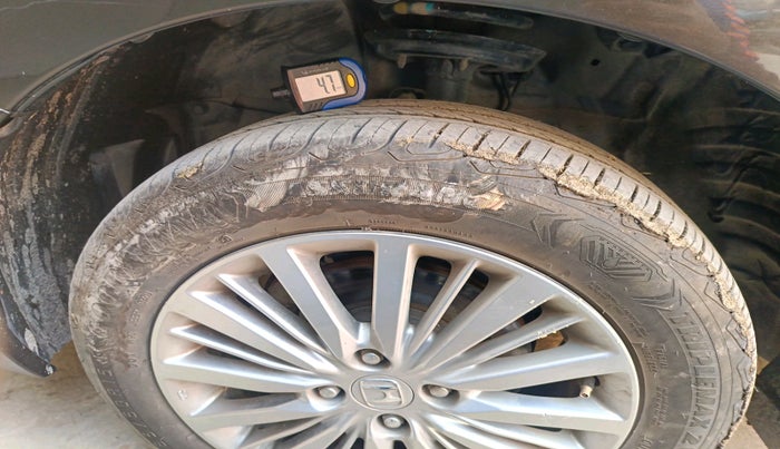 2020 Honda City 1.5L I-VTEC V MT 4TH GEN, Petrol, Manual, 21,399 km, tyre